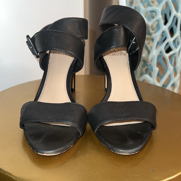 Vince Camuto heels with thick wrap around ankle strap with buckle. - Picture 3 of 5